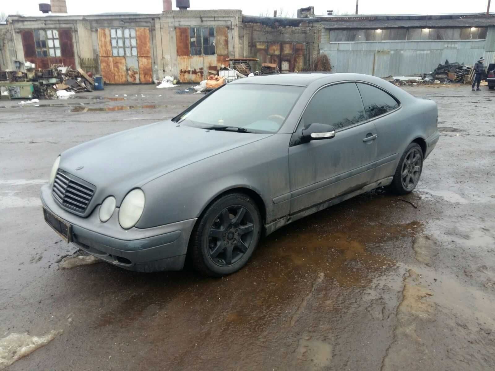 Капот Mercedes Benz W208 CLK