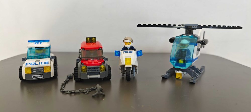 LEGO City 60047 Posterunek Policji (używany, kompletny, stan db)