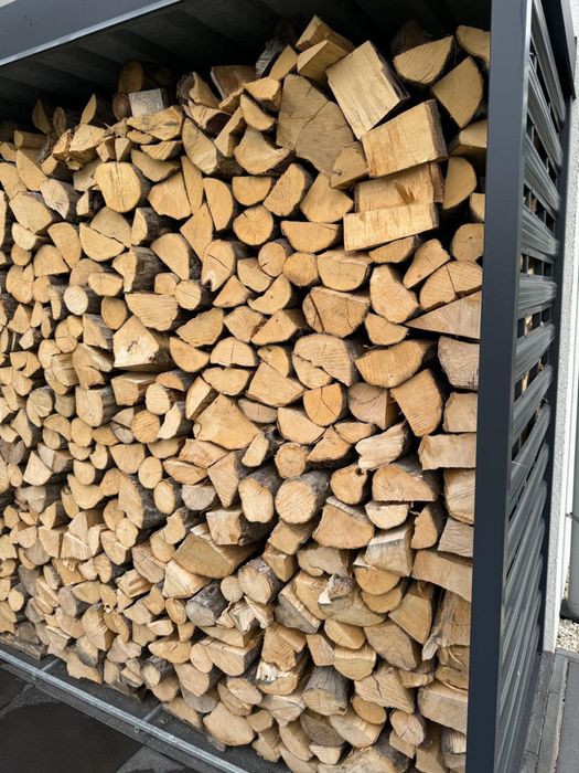 Drewno opałowe sezonowane sosna , liściaste dąb buk akacja