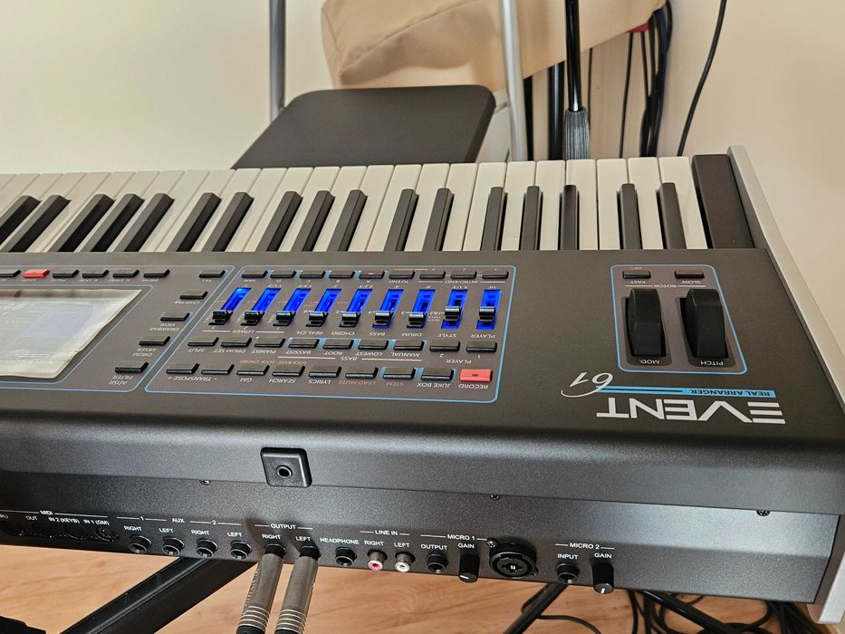 Ketron Event 61 klawiszy