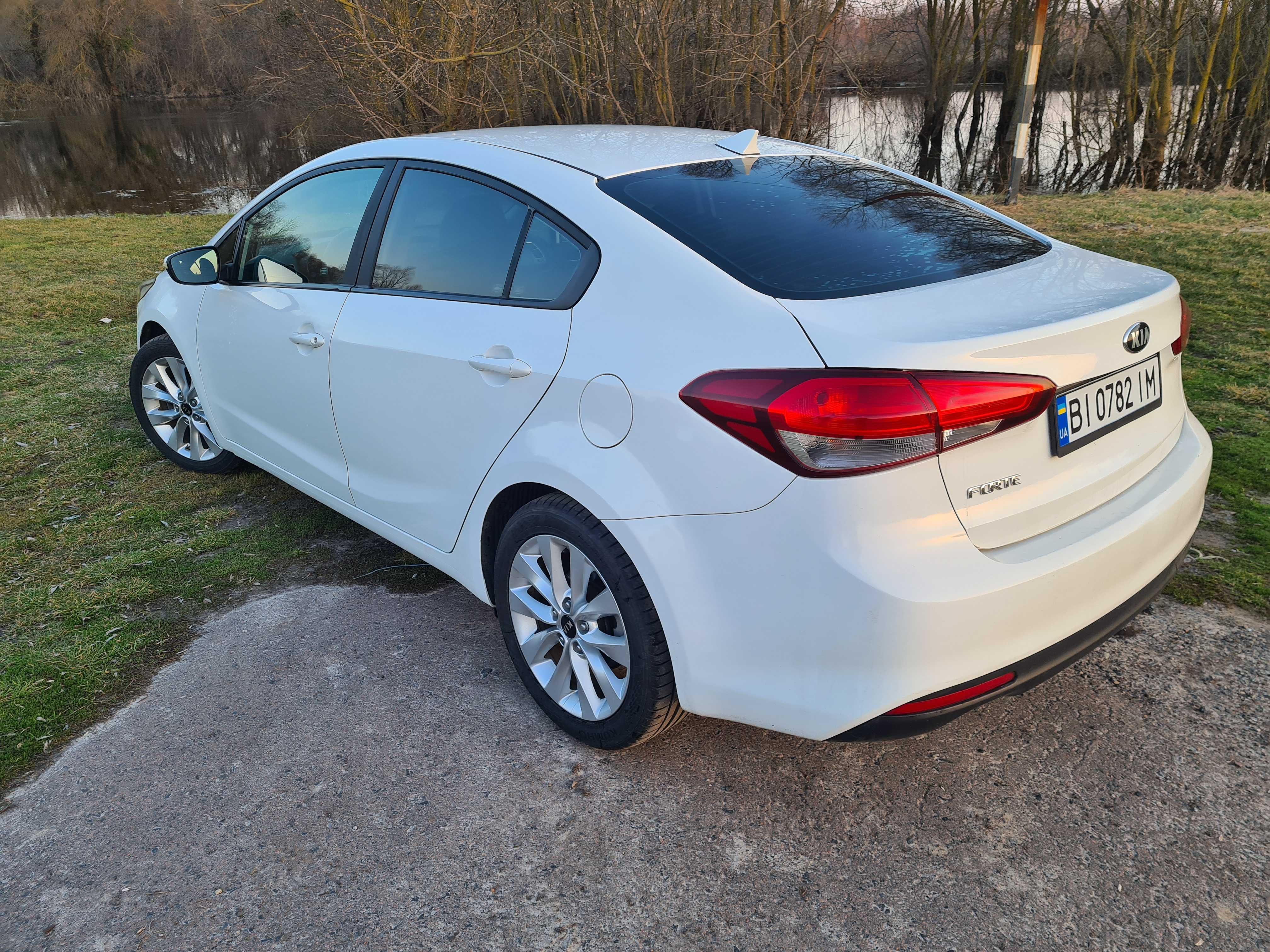 Kia Forte 2016 2,0 автомат