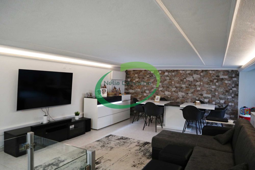 Apartamento T2+1 (Duplex)