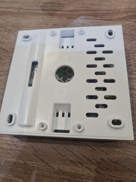 Oprawa oświetlenia awaryjnego