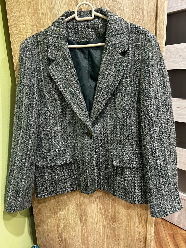 Marynarka damska Bonmarche ze srebrną nitką stan idealny rozmiar M