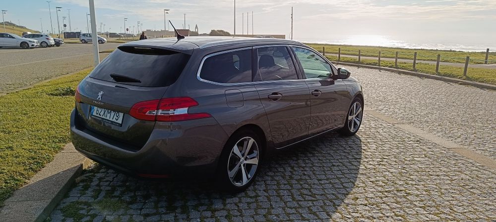 Peugeot 308 SW 1.2