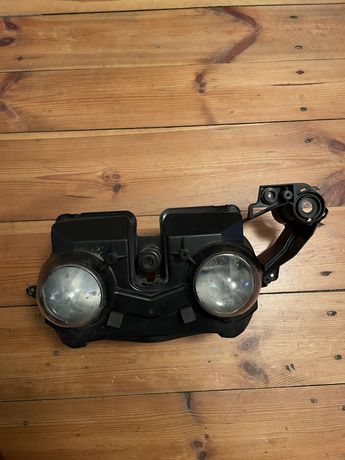 Lampa Yamaha R1 RN22