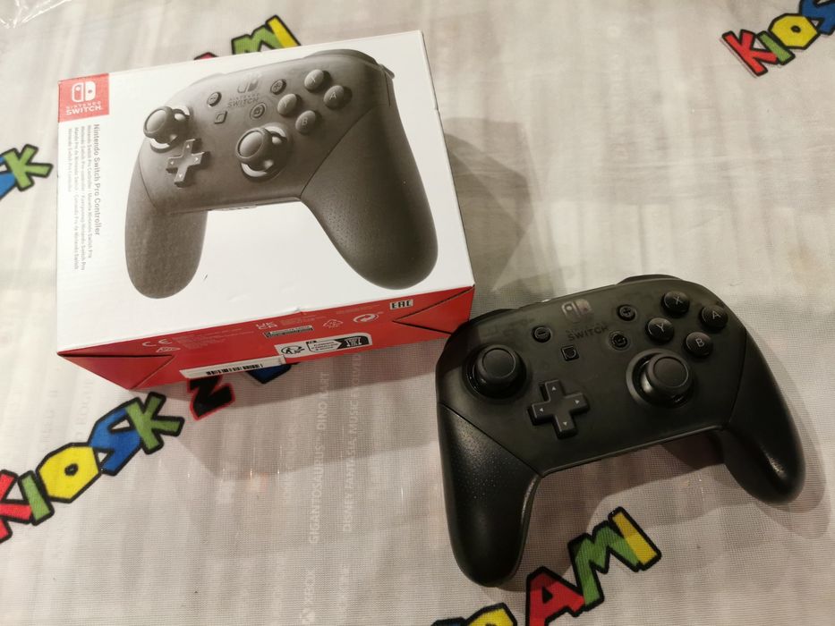 Pad Pro Controller NINTENDO SWITCH w pudełku (oryginał) stan BDB+