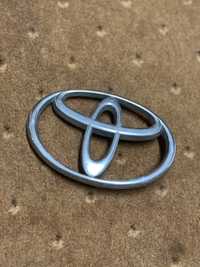 Значок Toyota. Емблема