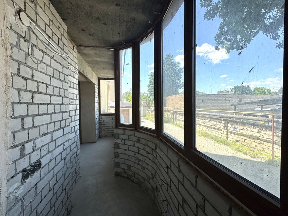 Продажа просторной 2к в новом доме на Космонавтов