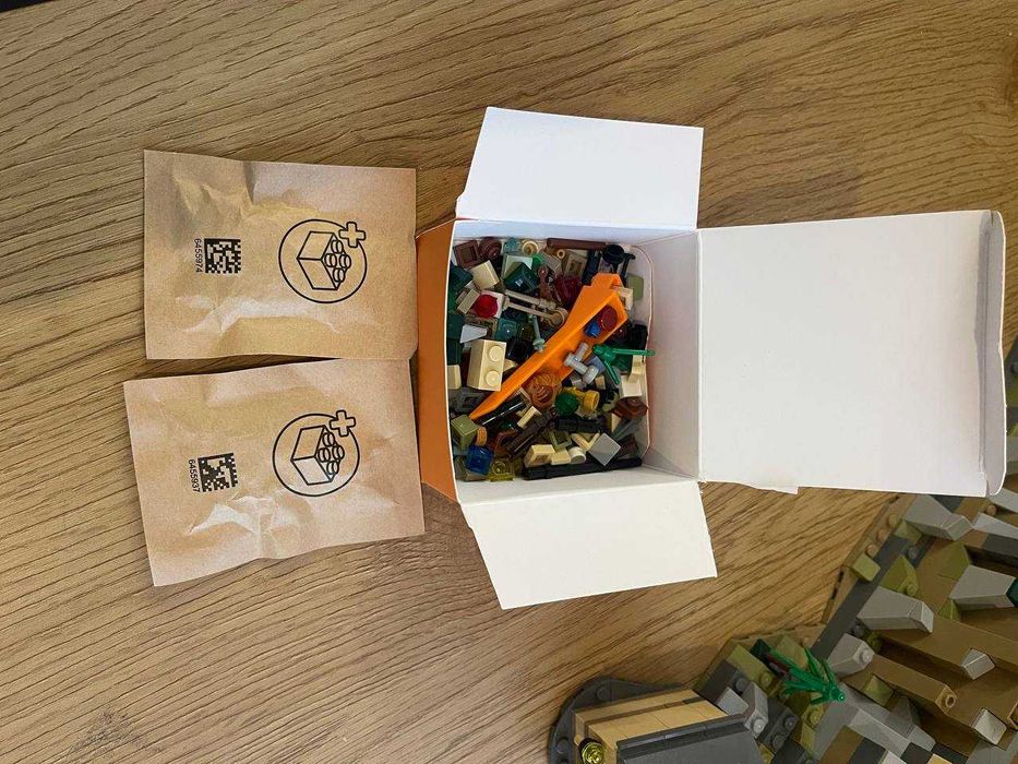 LEGO Harry Potter Замок Хогвартс 6020 деталей (71043)\ Hogwarts Castle