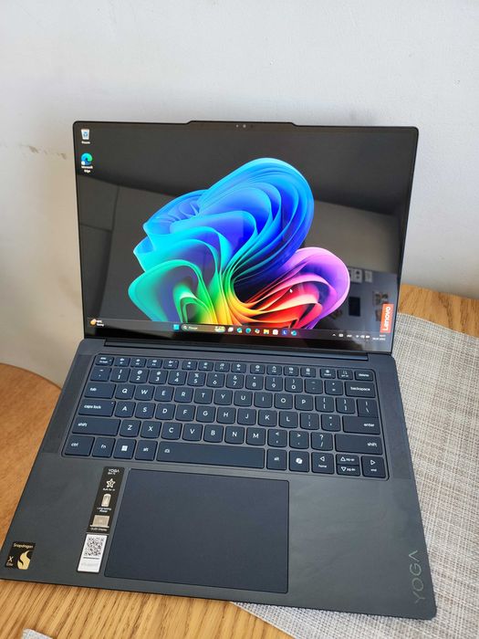 LENOVO Yoga Slim 7 14Q8X9 14.5" OLED 3K 90Hz Snapdragon X Elite 16/512