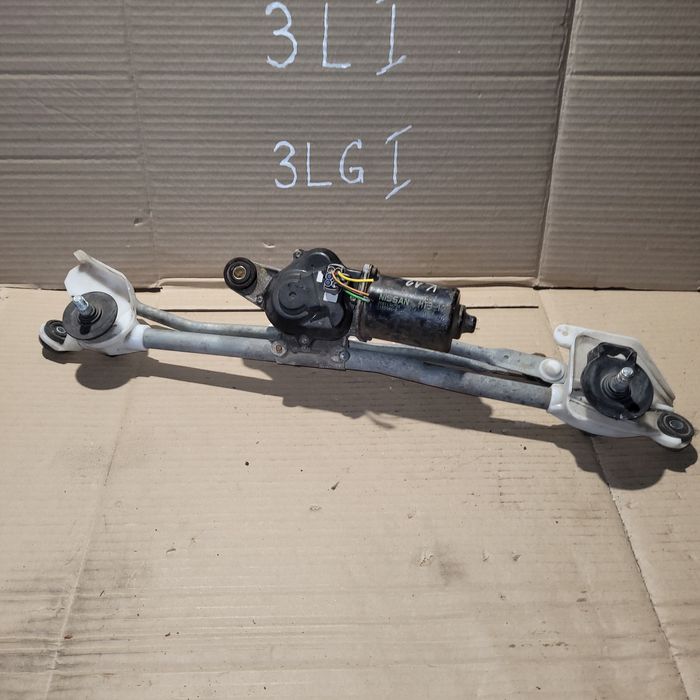 Mechanizm wycieraczek z silniczkiem przód Nissan Micra III K12 2006r
