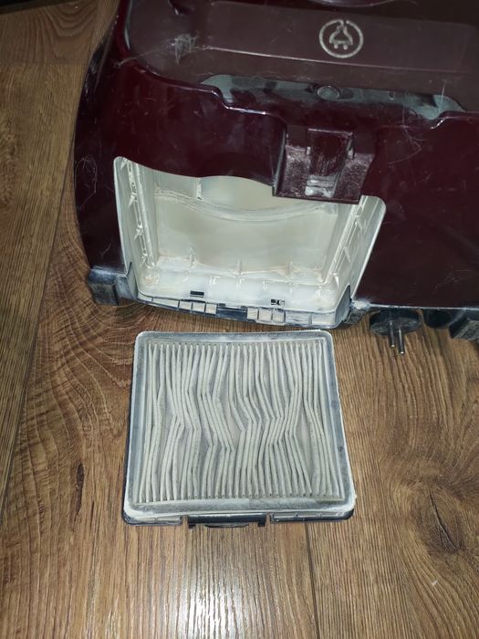 Безмішковий (з колбою) пилосос Samsung SC4336 1600W з набором насадок