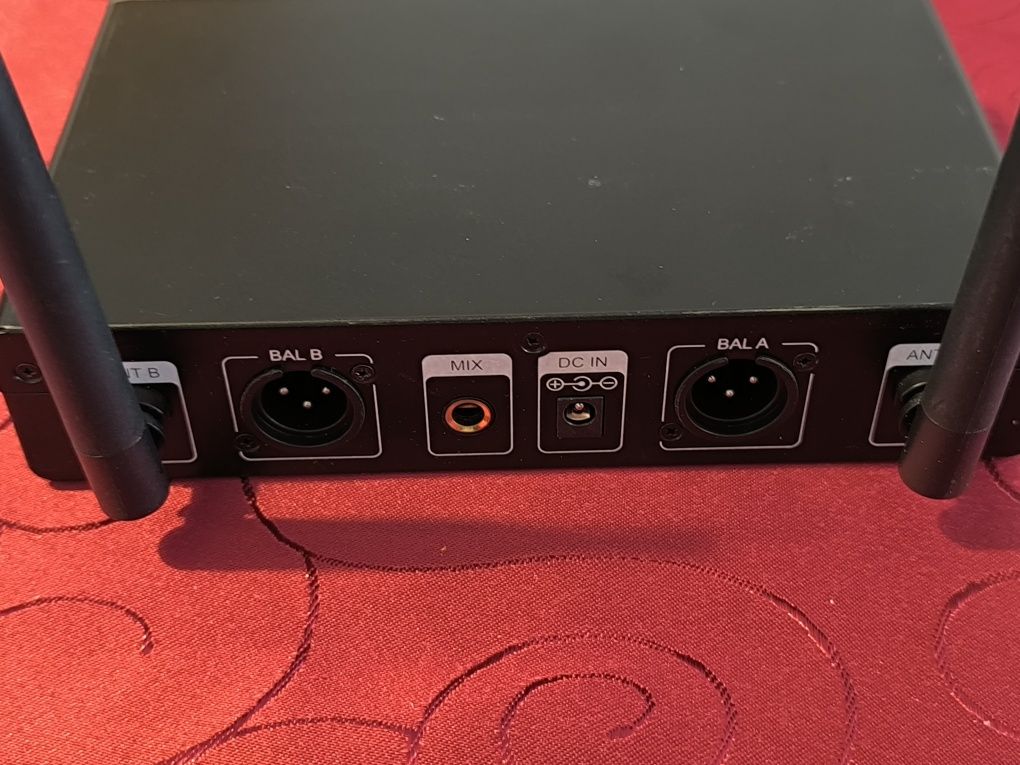 Sistema de microfones sem fios com dois micros