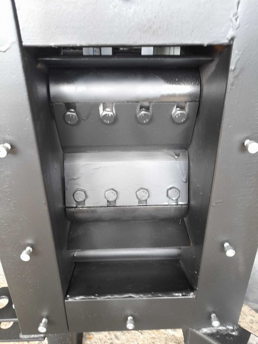 Mechanizm RĘBAKA do 11cm rozdrabniacz W102 walcowy rebak rembak R2-200