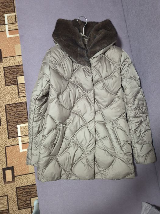 Продам  жіночу куртку 42-44р