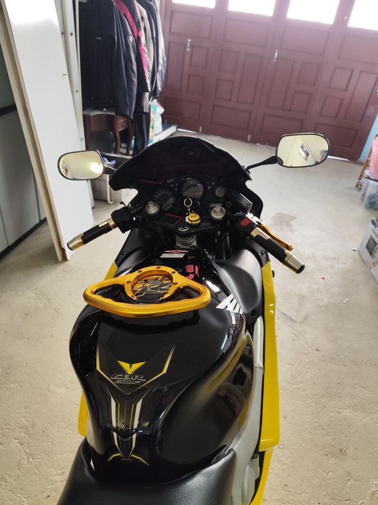 Honda CBR 600f4 (ler anúncio)
