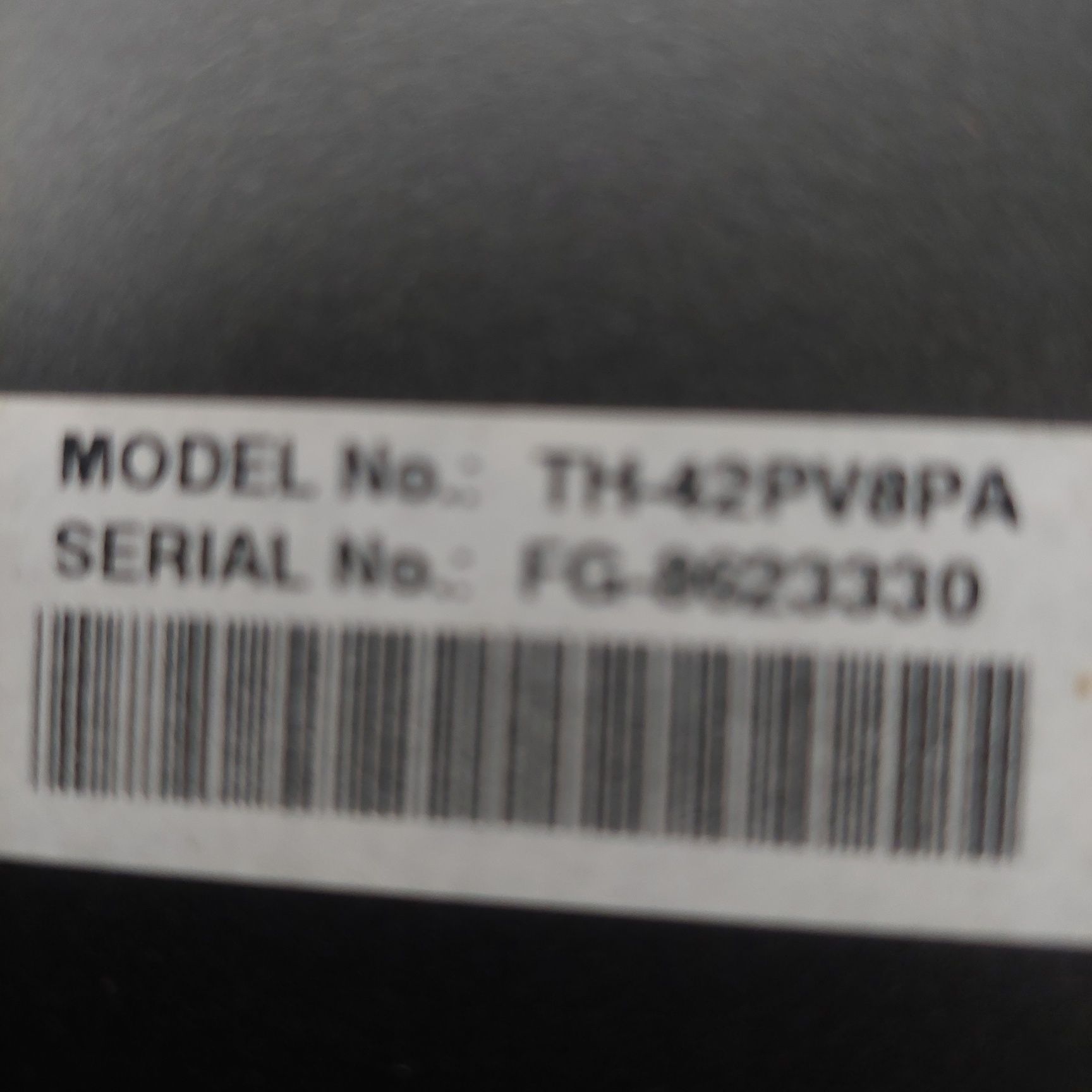 sprzedam telewizor PANASONIC  TH-42PV8PA O PRZEKATNEJ 120CM