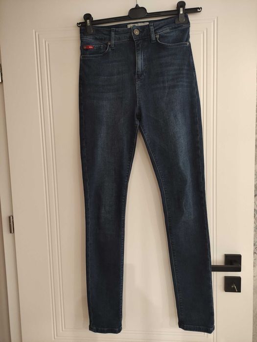 Granatowe dopasowane jeansy Lee Cooper 28/30