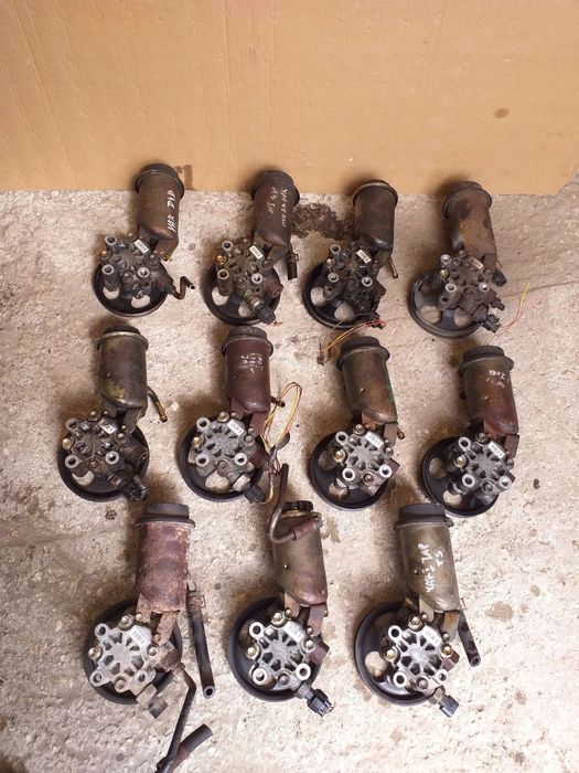 Toyota Yaris I pompa wspomagania 1,3 1,5 TS 1,4 d4