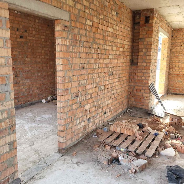 Продаж будинку в смт.Брюховичах