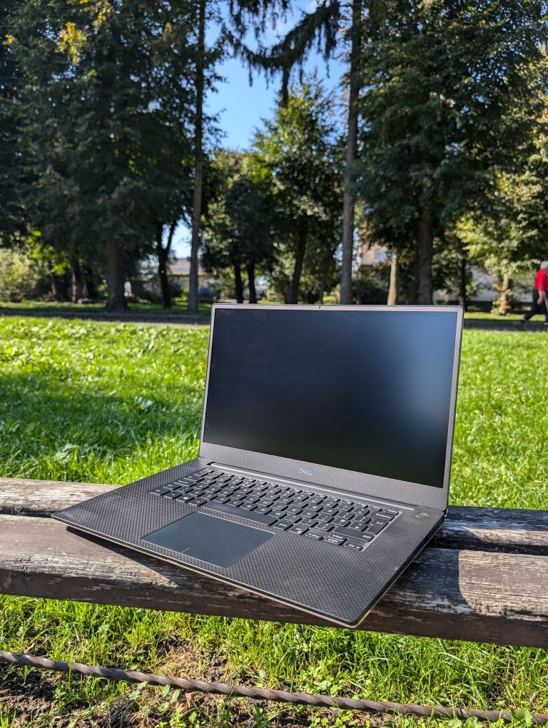 T2000 (4GB)/Ноутбук Dell Precision 5540/i7-9850H/16/512/15.6"/FHD/IPS