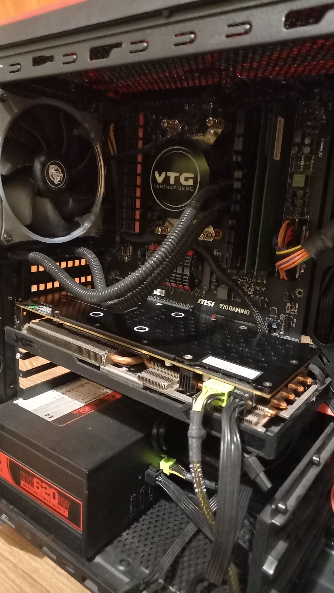 Komputer Gamingowy FX-8120 8cor, XFX Radeon R9 390P 8gb ddr5, Ram 16gb