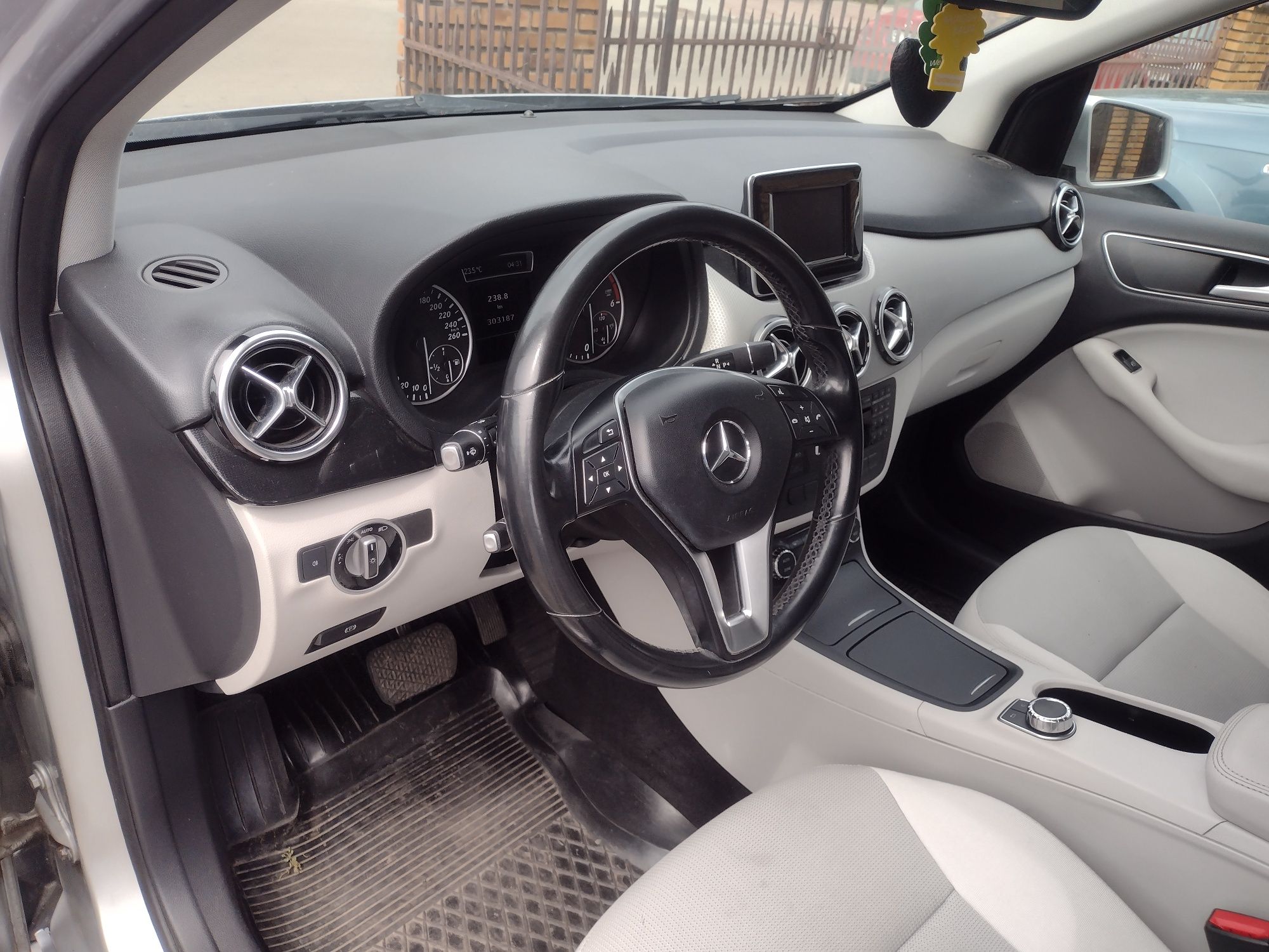 Mercedes B200 CDI 2012 Rok Automat W246  Salon Polska