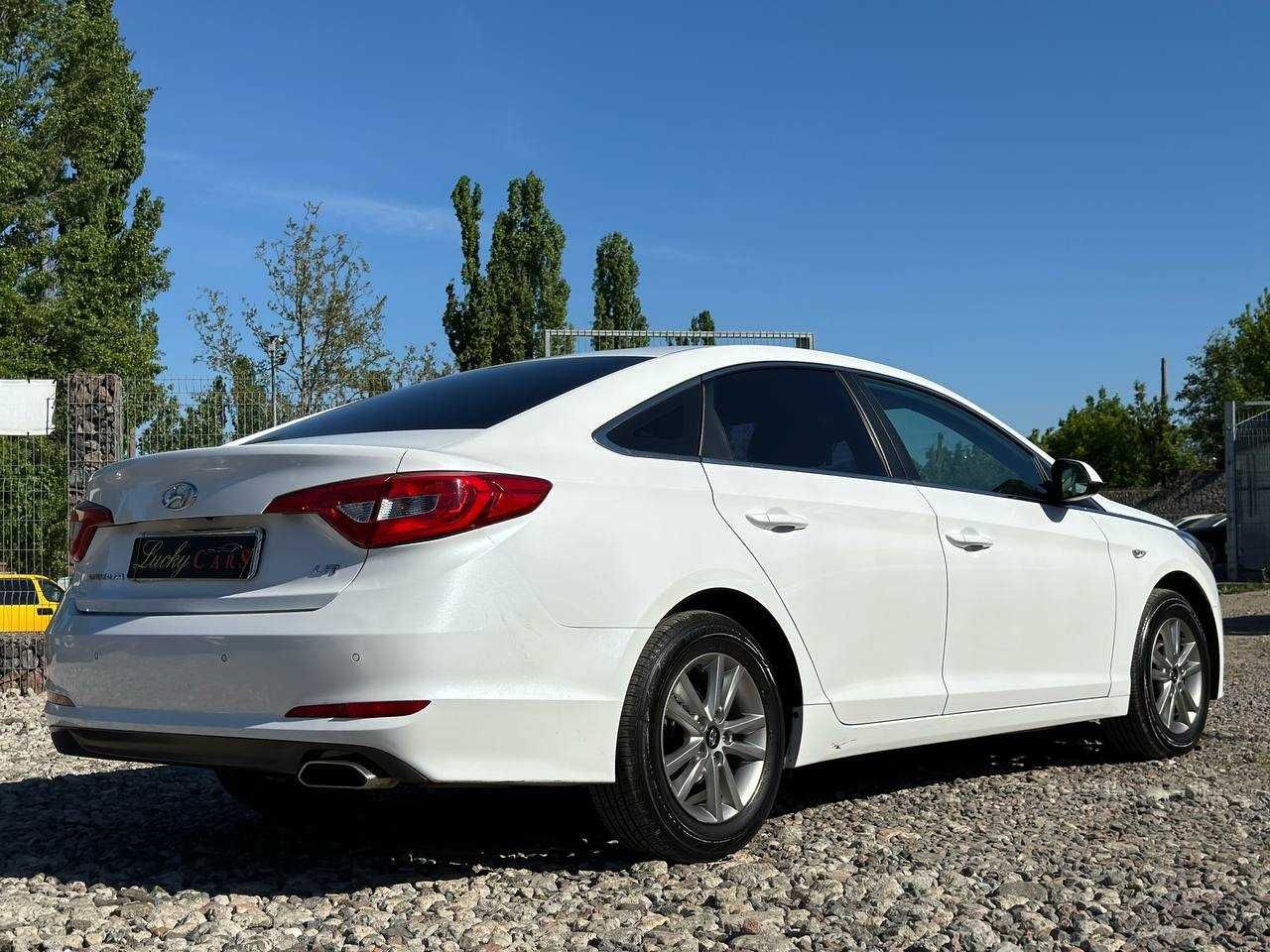 Авто Hyundai Sonata 2016