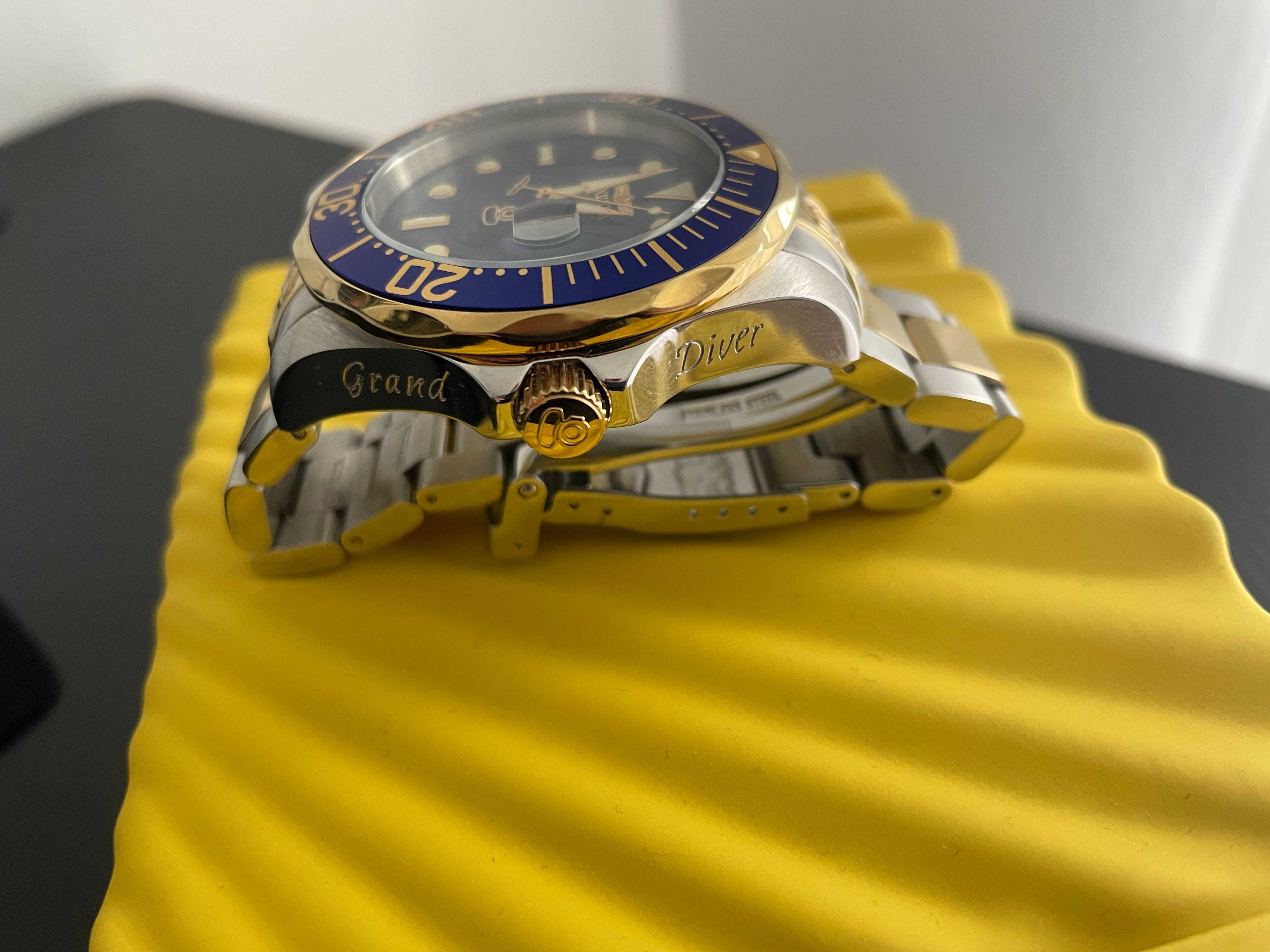 Invicta Grand Diver 3049