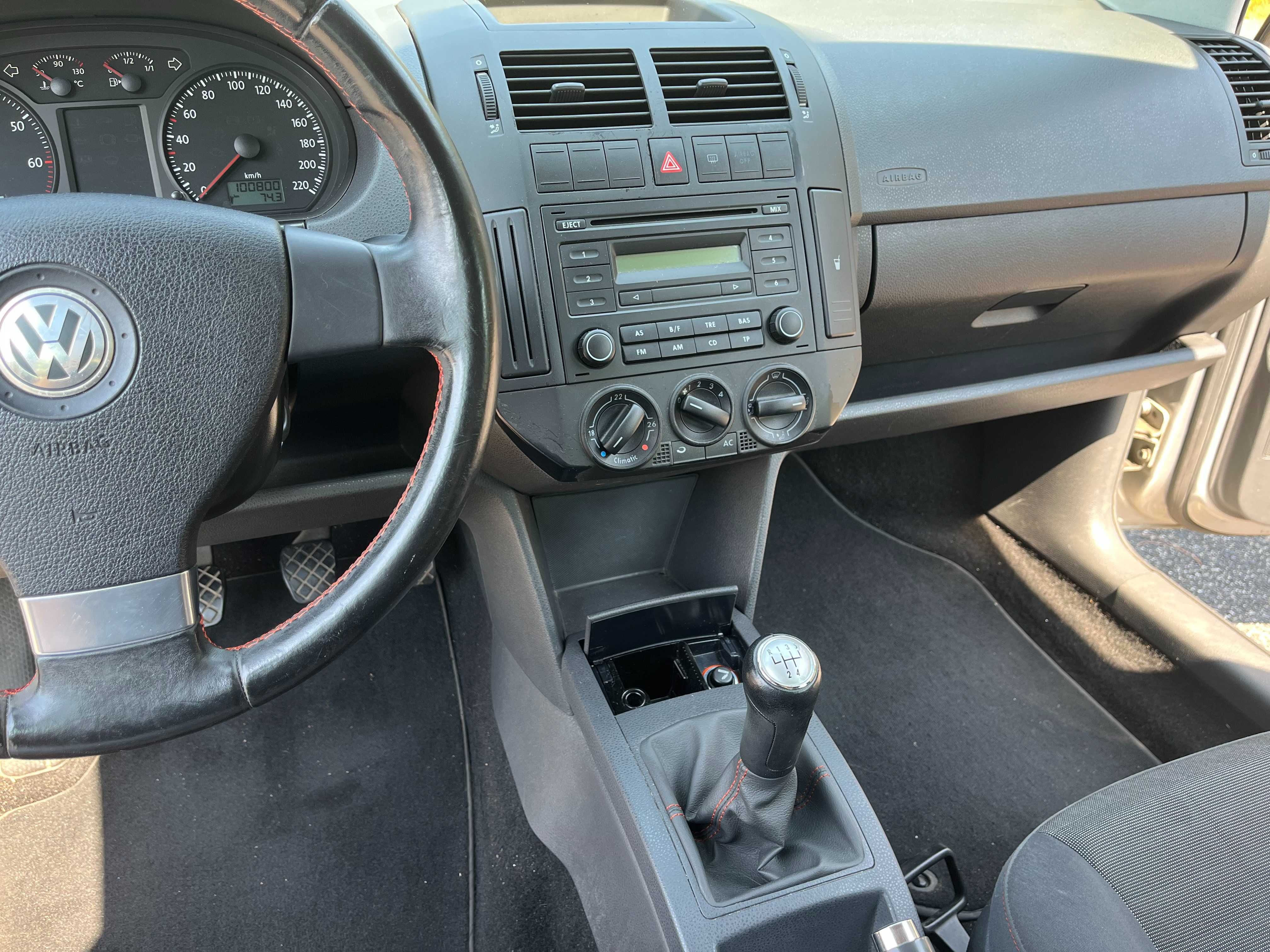 Volkswagen Polo 1.2 GO (2006) – 100.800 km | Gasolina | 5 Portas