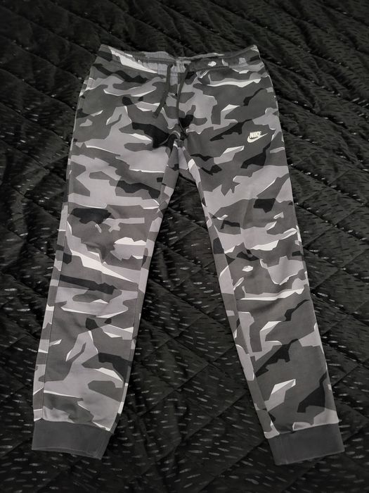 Spodnie dresowe Nike
