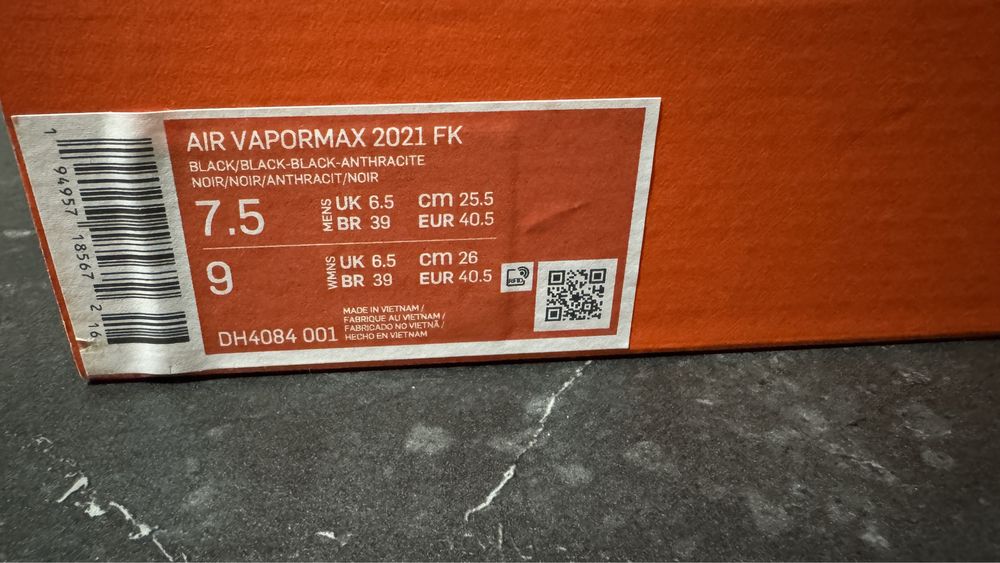 Nowe, nieużywane buty Nike Vapormax 2021 FK r.40,5