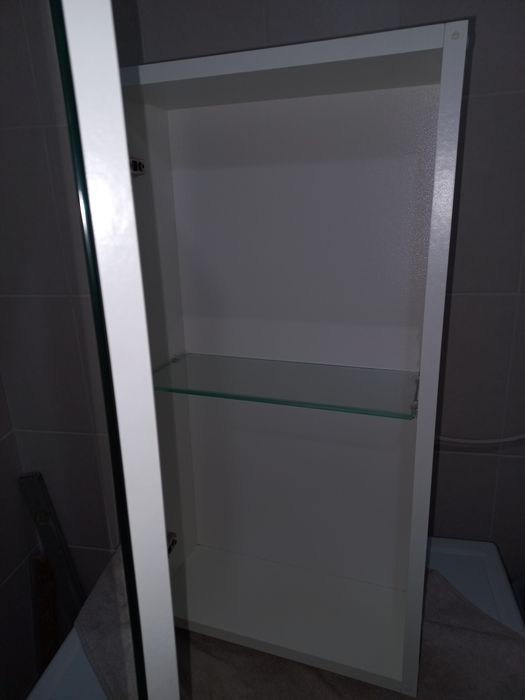 Шафа дзеркальна для ваної кімнати ! В подарунок полка 2-х ярусна !!