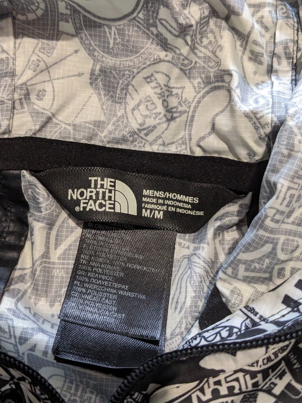 Куртка вітровка The North Face p.M
