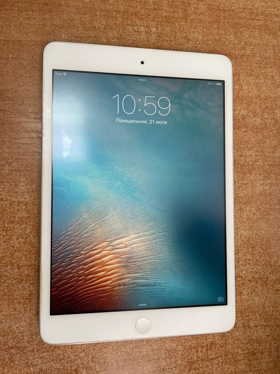 Планшет iPad Mini 1 від Apple з iOS 9.3.5