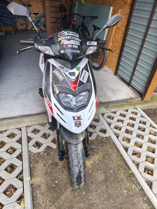 Skuter APRILIA 50 2T