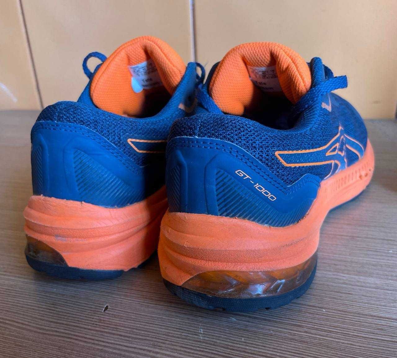 Кроссовки Asics GT-1000 40 р
25.25 см