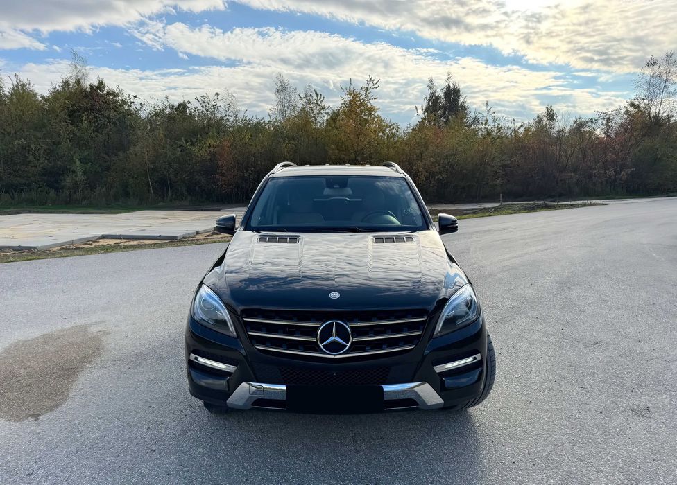 Mercedes-Benz ML      2015
