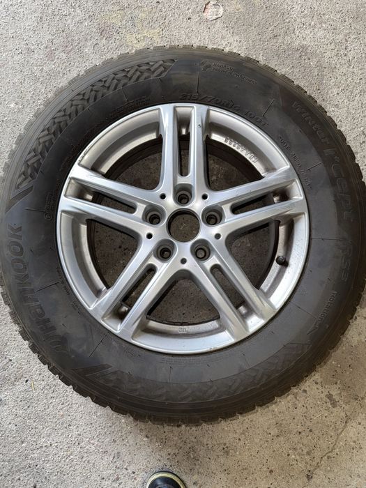 Komplet kół 215/70 R16