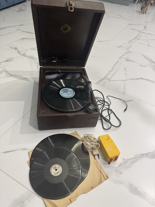 патефон‼️    громкий редкий 1938 в оригинале