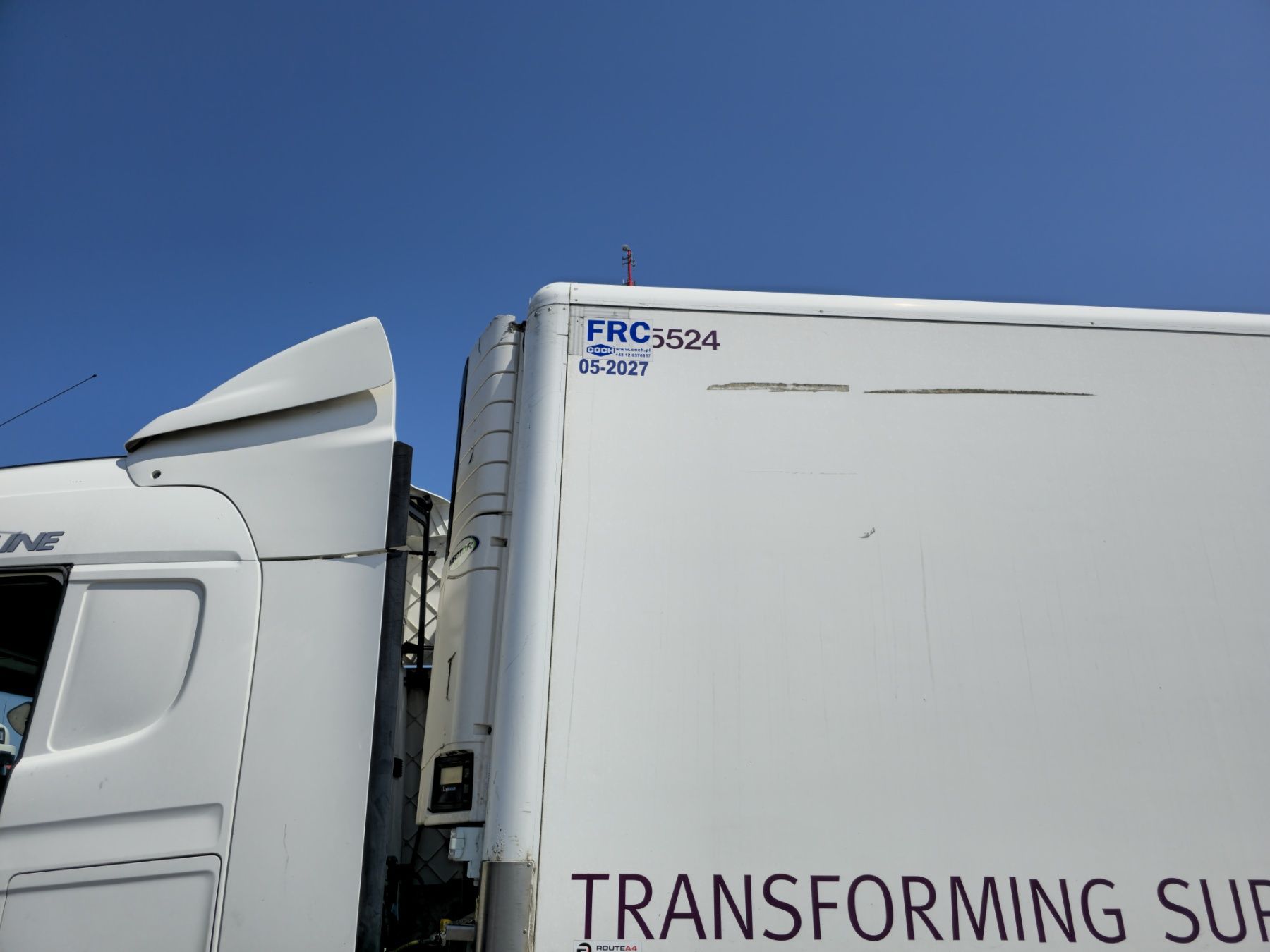 Chłodnia Gray & Adams 2015 + agregat Carrier Vector 1550