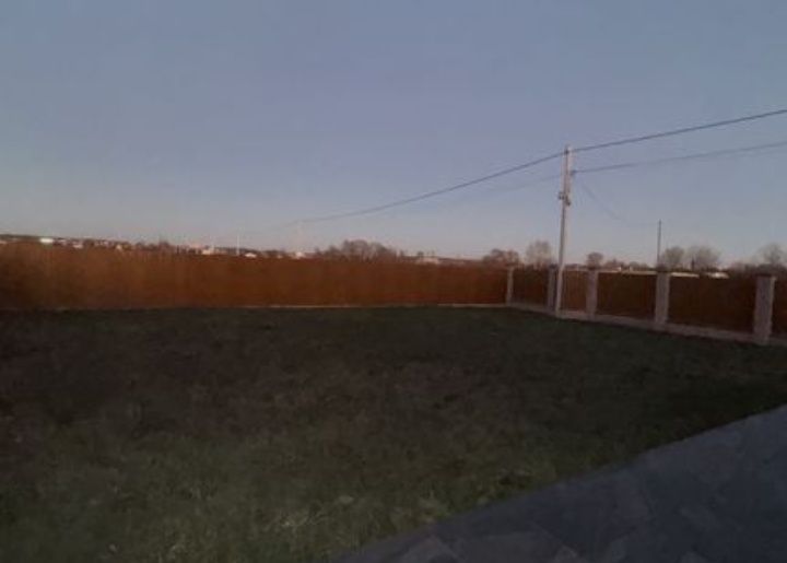 Продаю дом возле озера
