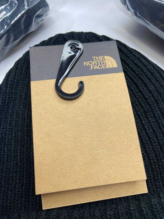 Шапки The North Face