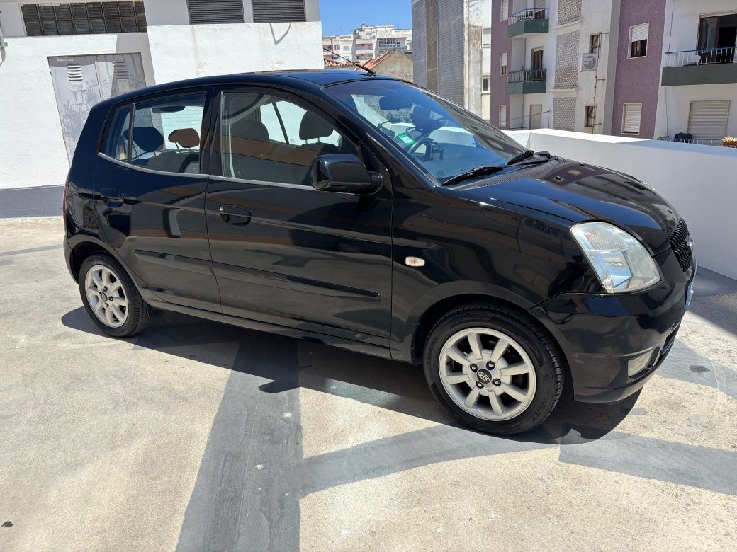Kia Picanto 999 cc