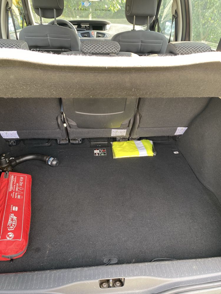 Renault Scenic z niskim przebiegiem