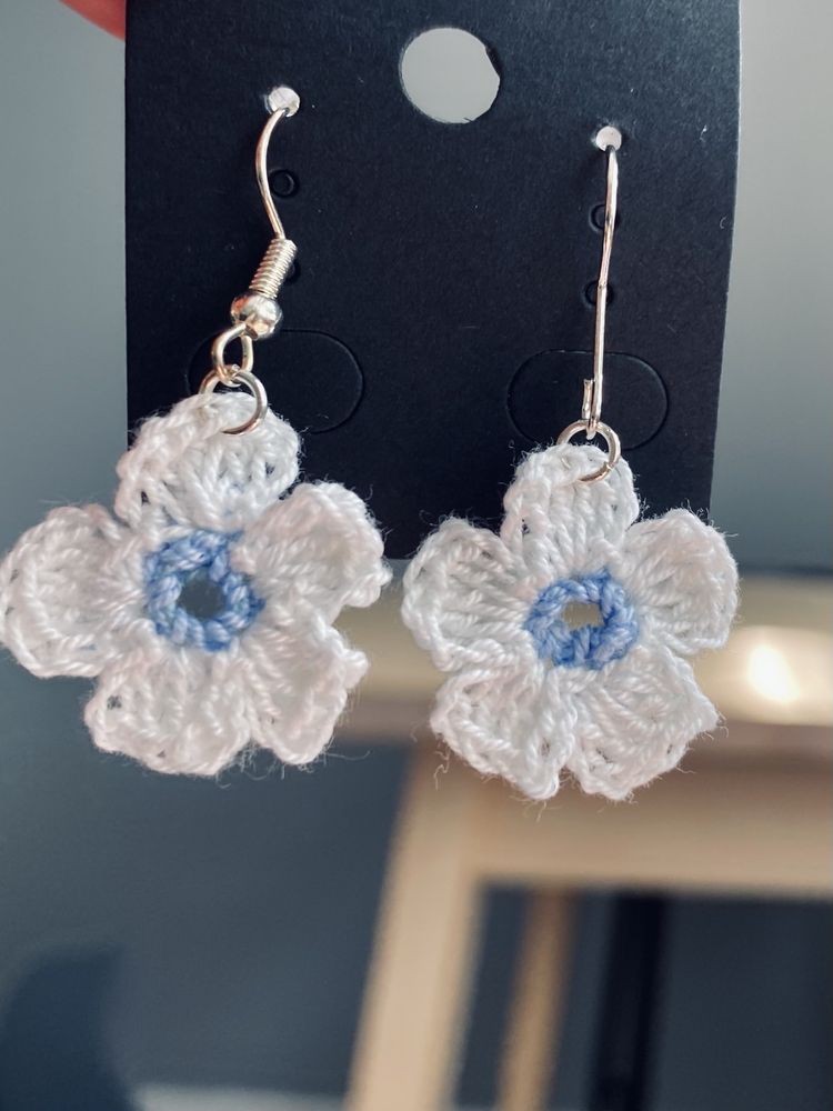 aros de crochê feitos à mão