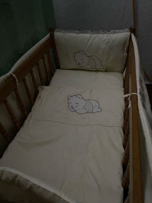 Бортики в ліжечко