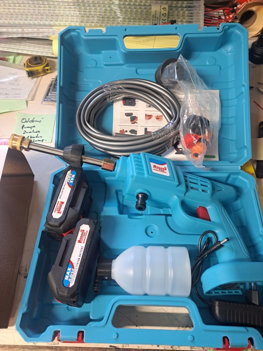 Myjka  karcher akumulatorowa  2 x akumulator osprzęt pianownica