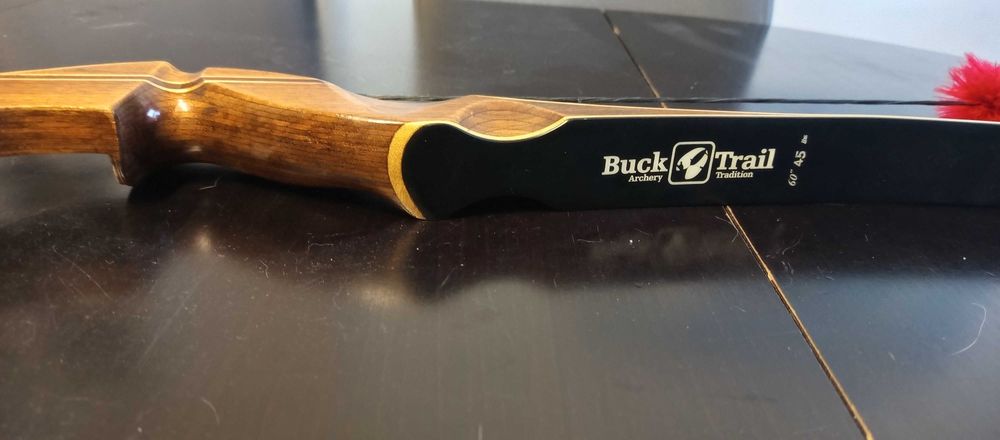 Łuk hunter Buck Trail Antelope 60 cali + skórzany kołczan + 10 strzał